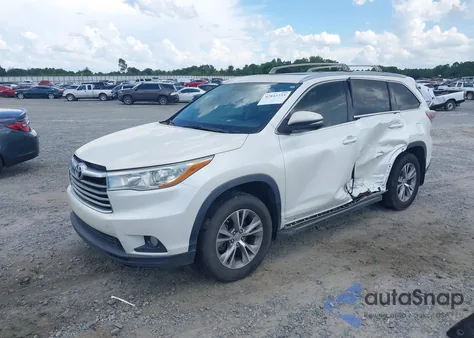 2015 Toyota Highlander Xle V6 из США, поврежденный, VIN 5TDKKRFH5FS058695